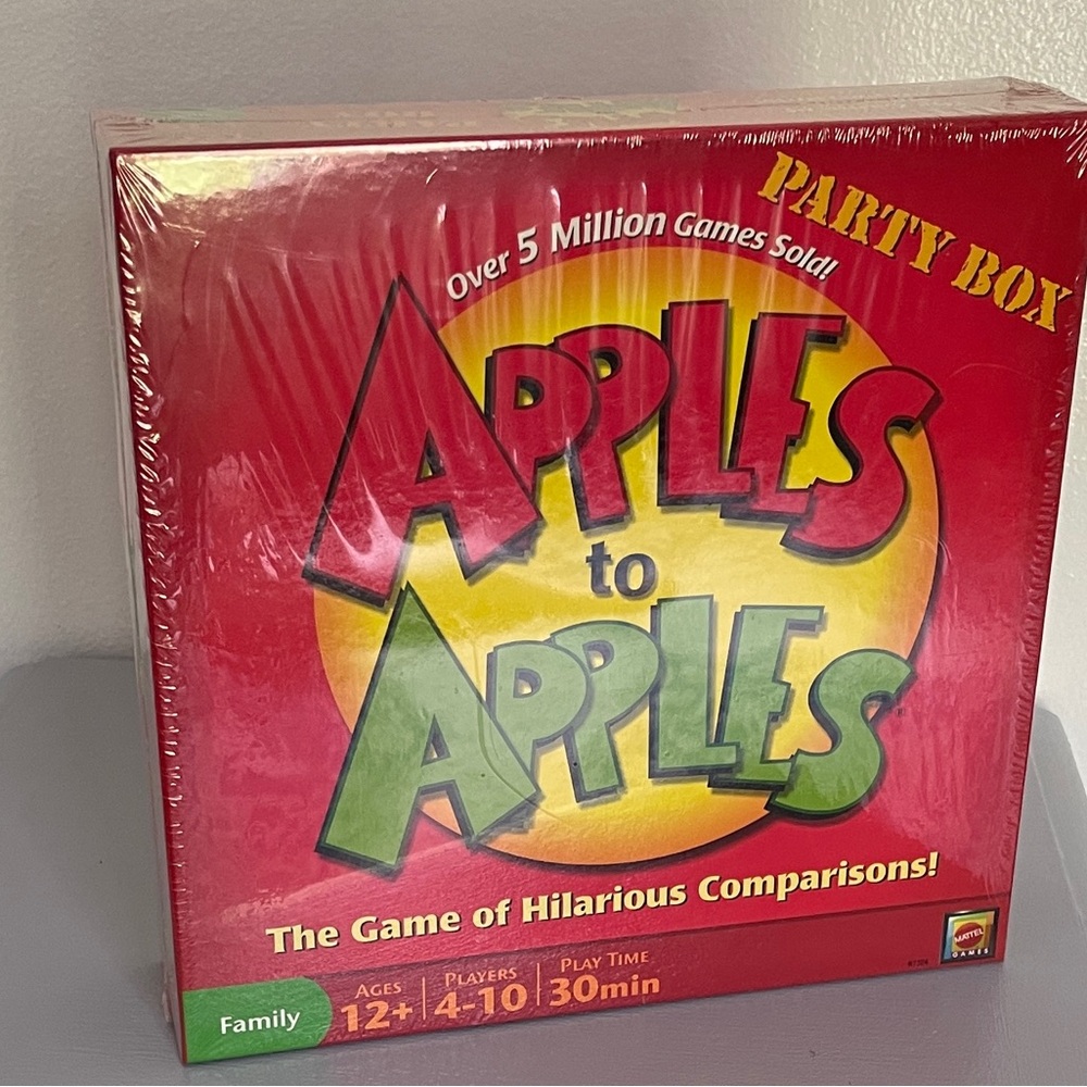 NEW! Apples to Apples Party Box Game